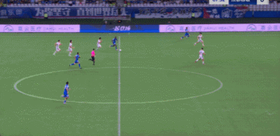 成都蓉城训练开放日；关键时刻绝杀压哨引欢呼；欧篮联在即；更衣室氛围转暖 -友博彩票